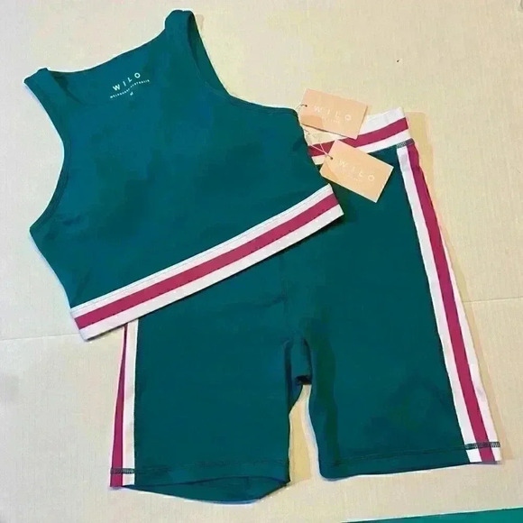 WILO the Label Women's Contour Bra & Rib Bike Short Set Green/Pink Activewear - Picture 2 of 9